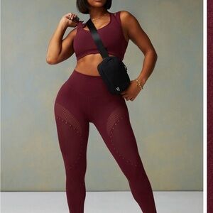 Fabletics Sculptknit Contour High-Waisted Legging